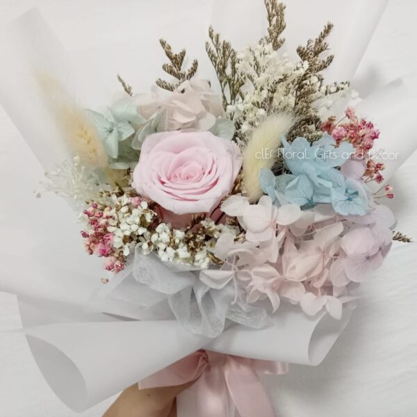 Preserved and Dried Flower Bouquets